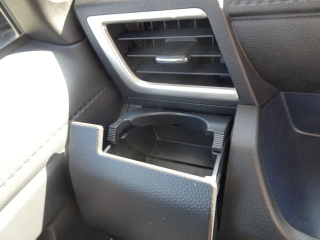 ルーミー カスタムＧ－Ｔ　スマアシ（対車両・歩行者）踏み間違い防止・８インチＳＤナビ・パノラミックビューモニター・ＥＴＣ・ドラレコ・Ｂｌｕｅｔｏｏｔｈオーディオ・両側パワースライドドア・シートヒーター・保証書・ロングラン保証（29枚目）