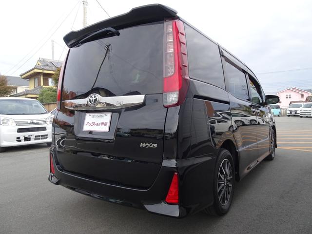 ノア Ｓｉ　ダブルバイビー　８人乗・ＴＳＳ（対車両）車線逸脱防・オートマチックハイビーム・ＳＤナビ・バックモニター・ＥＴＣ・後席モニター・Ｂｌｕｅｔｏｏｔｈオーディオ・両側パワースライドドア・純正アルミ・取説・ロングラン保証（11枚目）