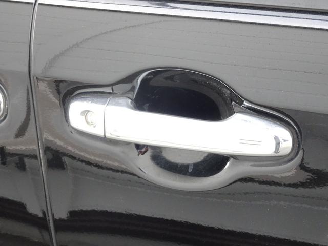 ノア Ｓｉ　ダブルバイビー　８人乗・ＴＳＳ（対車両）車線逸脱防・オートマチックハイビーム・ＳＤナビ・バックモニター・ＥＴＣ・後席モニター・Ｂｌｕｅｔｏｏｔｈオーディオ・両側パワースライドドア・純正アルミ・取説・ロングラン保証（14枚目）