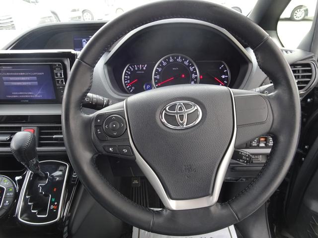 ノア Ｓｉ　ダブルバイビー　８人乗・ＴＳＳ（対車両）車線逸脱防・オートマチックハイビーム・ＳＤナビ・バックモニター・ＥＴＣ・後席モニター・Ｂｌｕｅｔｏｏｔｈオーディオ・両側パワースライドドア・純正アルミ・取説・ロングラン保証（18枚目）