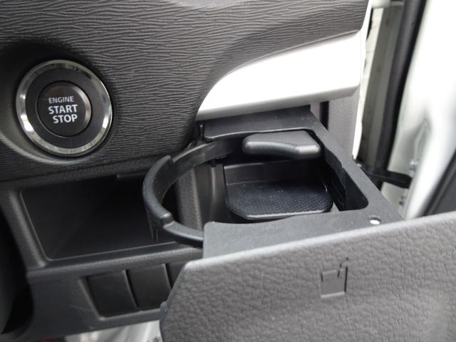 展示の車は、毎週入れ替わります。ネットを見てご来店下さい。