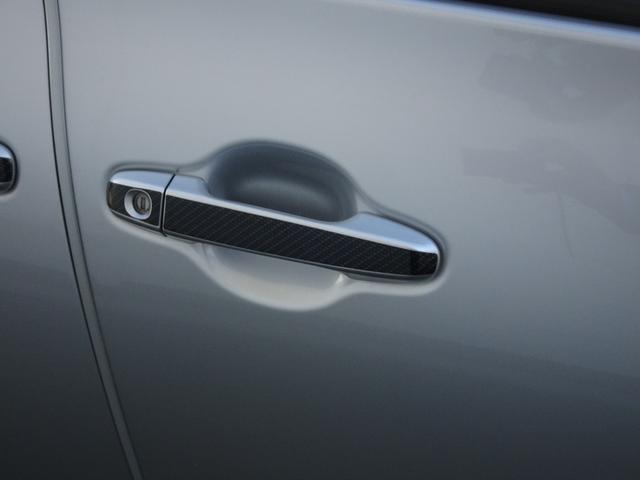 シエンタ ハイブリッドＧ　７人乗・両側パワースライドドア・ＴＳＳ（対車両）車線逸脱防止・オートマチックハイビーム・ＳＤナビ・バックモニター・ＥＴＣ・ドラレコ・純正アルミ・シートヒーター・スマートキー・保証書取説・ロングラン保証（13枚目）