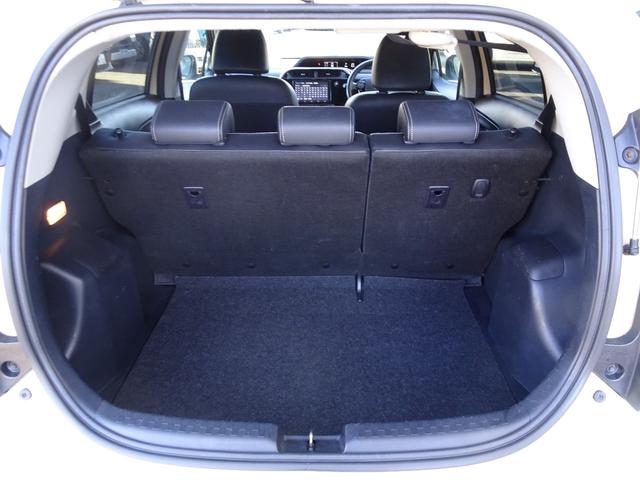 アクア クロスオーバー　ＳＤナビ　ＥＴＣ　ドライブレコーダー　コーナーセンサー　衝突被害軽減ブレーキ　ＬＥＤヘッドライト　ナノイー　スマートキー　電動格納ミラー　ロングラン保証（6枚目）