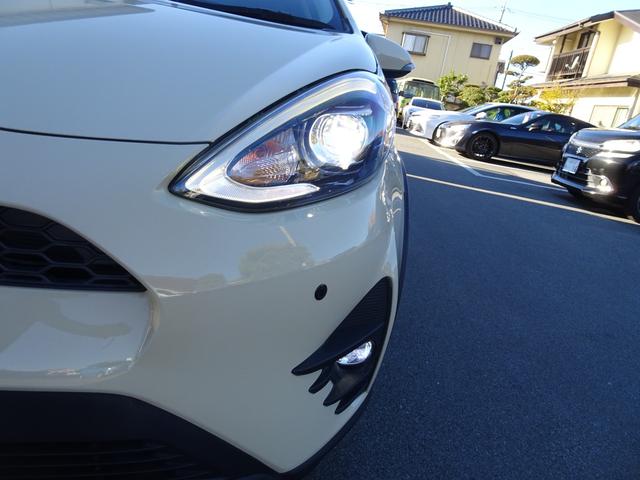 アクア クロスオーバー　ＳＤナビ　ＥＴＣ　ドライブレコーダー　コーナーセンサー　衝突被害軽減ブレーキ　ＬＥＤヘッドライト　ナノイー　スマートキー　電動格納ミラー　ロングラン保証（11枚目）