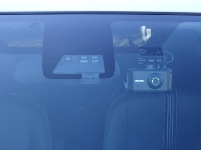 アクア クロスオーバー　ＳＤナビ　ＥＴＣ　ドライブレコーダー　コーナーセンサー　衝突被害軽減ブレーキ　ＬＥＤヘッドライト　ナノイー　スマートキー　電動格納ミラー　ロングラン保証（14枚目）