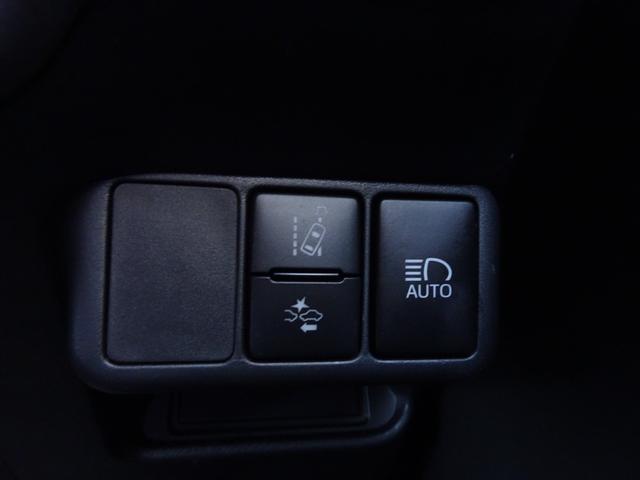 アクア クロスオーバー　ＳＤナビ　ＥＴＣ　ドライブレコーダー　コーナーセンサー　衝突被害軽減ブレーキ　ＬＥＤヘッドライト　ナノイー　スマートキー　電動格納ミラー　ロングラン保証（34枚目）