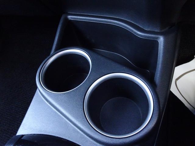 アクア クロスオーバー　ＳＤナビ　ＥＴＣ　ドライブレコーダー　コーナーセンサー　衝突被害軽減ブレーキ　ＬＥＤヘッドライト　ナノイー　スマートキー　電動格納ミラー　ロングラン保証（37枚目）