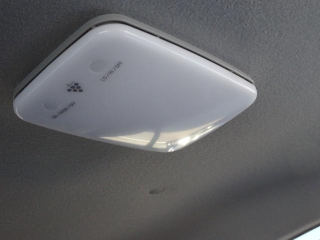 アクア クロスオーバー　ＳＤナビ　ＥＴＣ　ドライブレコーダー　コーナーセンサー　衝突被害軽減ブレーキ　ＬＥＤヘッドライト　ナノイー　スマートキー　電動格納ミラー　ロングラン保証（40枚目）