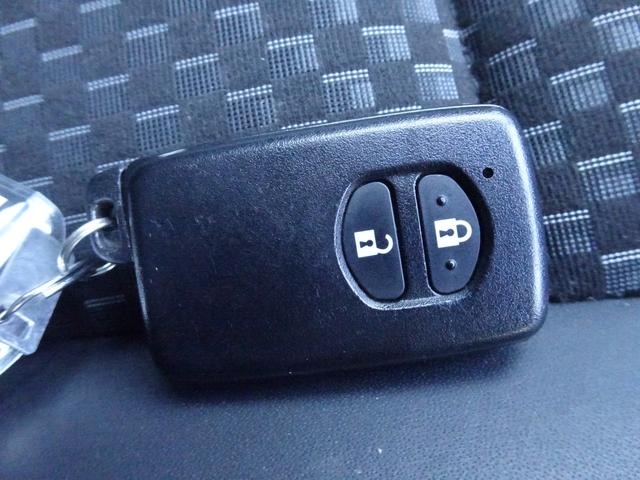 アクア クロスオーバー　ＳＤナビ　ＥＴＣ　ドライブレコーダー　コーナーセンサー　衝突被害軽減ブレーキ　ＬＥＤヘッドライト　ナノイー　スマートキー　電動格納ミラー　ロングラン保証（45枚目）