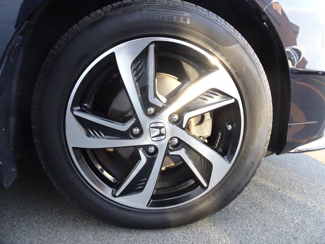 オデッセイ アブソルート 7人乗・衝突軽減ブレーキ・SDナビ・バックモニター・ETC・ドラレコ・Bluetoothオーディオ・両側パワースライドドア・スマートキー・プッシュスタート・純正アルミホイール・保証書・ロングラン保証(6枚目)