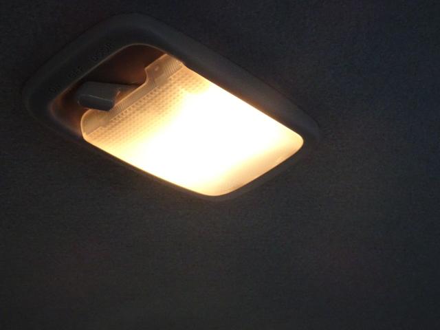 ピクシスエポック Ｘ　ＳＡＩＩＩ　スマアシ（対車両）踏み間違い防止・オートマチックハイビーム・横滑り防止・ＳＤナビ・バックモニター・ＥＴＣ・ドラレコ・Ｂｌｕｅｔｏｏｔｈオーディオ・アイドリングストップ・保証書・取説・ロングラン保証（35枚目）