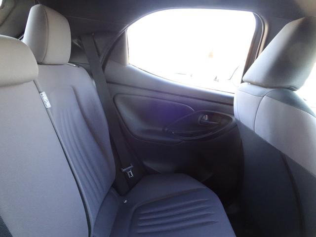 ヤリス G TSS(対車両・歩行者)ICS・ディスプレイオーディオ・ナビキット・パノラミックビューモニター・ETC・Bluetoothオーディオ・クルーズコントロール・パンク修理キット・保証書取説・ロングラン保証(37枚目)