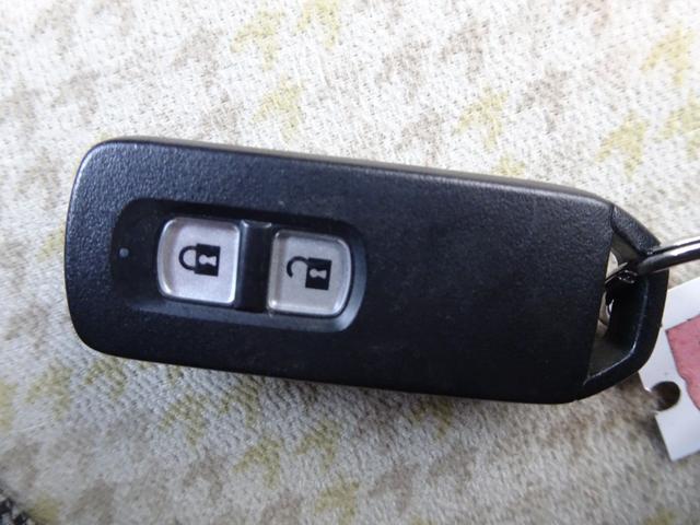 N-ONE G・Lパッケージ 衝突軽減ブレーキ・ディスプレイオーディオ・バックモニター・ETC・スマートキー・プッシュスタート・オートエアコン・横滑り防止・パンク修理キット・ジャッキ・レンチ・保証書・取説・ロングラン保証(26枚目)