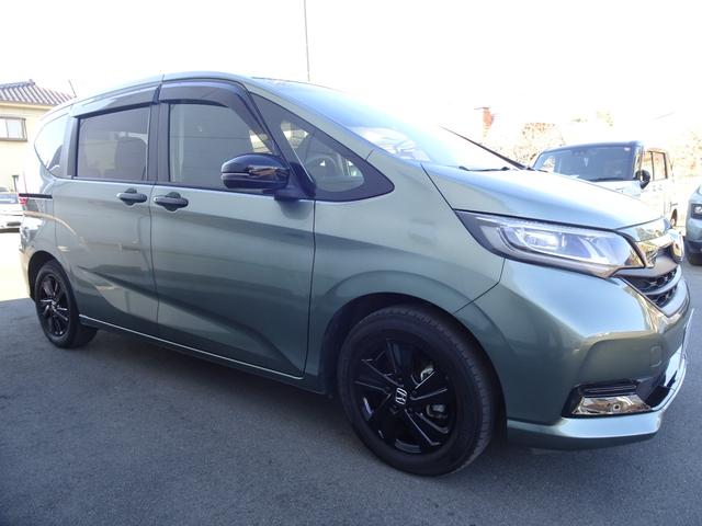 フリード Gブラックスタイル 6人乗・ワンオーナー・衝突軽減ブレーキ・踏み間違い防止・ディスプレイオーディオ・バックモニター・ETC・ドラレコ・両側パワースライドドア・スマートキー・プッシュスタート・保証書・取説・ロングラン保証(12枚目)