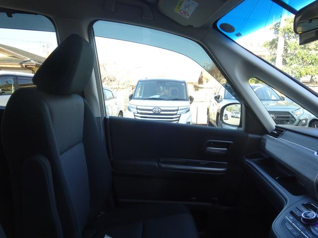 フリード Gブラックスタイル 6人乗・ワンオーナー・衝突軽減ブレーキ・踏み間違い防止・ディスプレイオーディオ・バックモニター・ETC・ドラレコ・両側パワースライドドア・スマートキー・プッシュスタート・保証書・取説・ロングラン保証(15枚目)