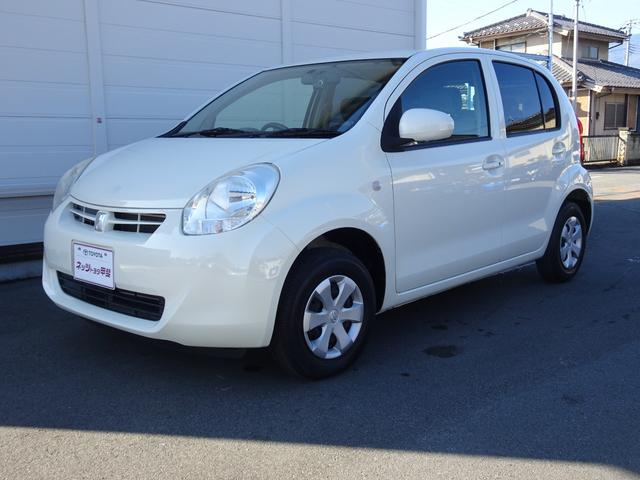 パッソ Ｘ　クツロギ　ＳＤナビ・ＥＴＣ・ドラレコ・スマートキー・マニュアルエアコン・ヘッドライトマニュアルレベリング機能付・スペアタイヤ・取説・ロングラン保証（6枚目）