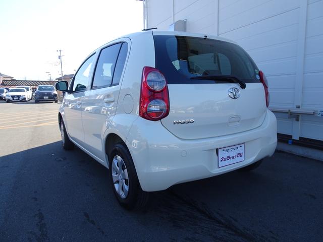 パッソ Ｘ　クツロギ　ＳＤナビ・ＥＴＣ・ドラレコ・スマートキー・マニュアルエアコン・ヘッドライトマニュアルレベリング機能付・スペアタイヤ・取説・ロングラン保証（8枚目）