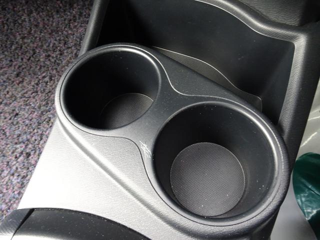 アクア Ｌ　ワンオーナー・横滑り防止・ＥＴＣ・オートエアコン・ＣＤラジオ・ヘッドライトマニュアルレベリング機能付・保証書・取説・ロングラン保証（27枚目）