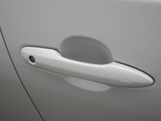 プリウス Ｓツーリングセレクション　ワンオーナー・ＴＳＳ（対車両・歩行者）ＩＣＳ・８インチＳＤナビ・バックモニター・ＥＴＣ・ドラレコ・Ｂｌｕｅｔｏｏｔｈオーディオ・合皮シート・シートヒーター・純正アルミ・保証書・取説・ロングラン保証（14枚目）