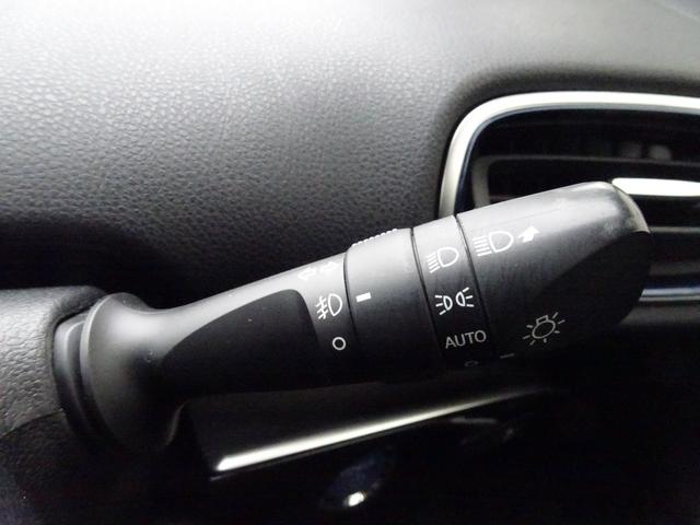 プリウス Ｓツーリングセレクション　ワンオーナー・ＴＳＳ（対車両・歩行者）ＩＣＳ・８インチＳＤナビ・バックモニター・ＥＴＣ・ドラレコ・Ｂｌｕｅｔｏｏｔｈオーディオ・合皮シート・シートヒーター・純正アルミ・保証書・取説・ロングラン保証（23枚目）