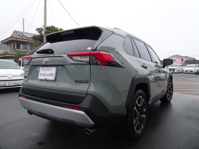 �W���̎Ԃ́A���T����ւ��܂��B�l�b�g�����Ă����X�������B