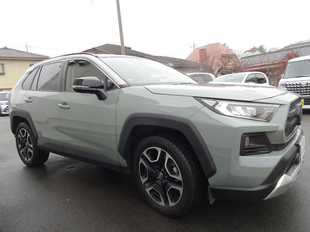 �Ԍ��̎�t���s���Ă���܂��B�X�^�b�t�ɂ��C�y�ɂ��₢���킹�������B