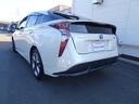 プリウス Ａプレミアム　ツーリングセレクション　ＴＳＳ（対車両）ＩＣＳ・８インチＳＤナビ・バックモニター・ＥＴＣ・Ｂｌｕｅｔｏｏｔｈオーディオ・給電システム・本革シート・シートヒーター・パワーシート・純正アルミホイール・取説・ロングラン保証（8枚目）