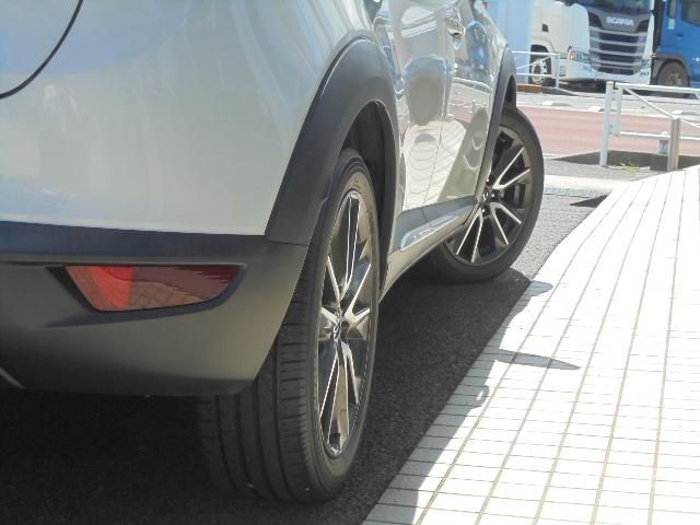XD ツーリング Lパッケージ4WD 6速マニュアル車 ナビ(7枚目)