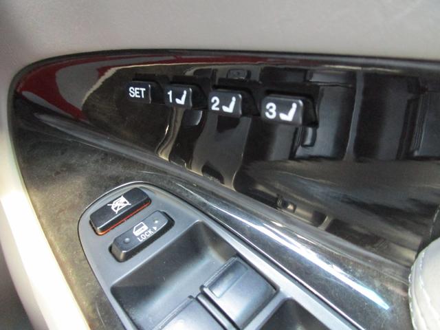 GS350 AMEシュタイナー20インチアルミ RS-R調車高 サンルーフ 純正HDDナビDVD再生 革シート シートヒーター クーラー コンビハンドル(27枚目)