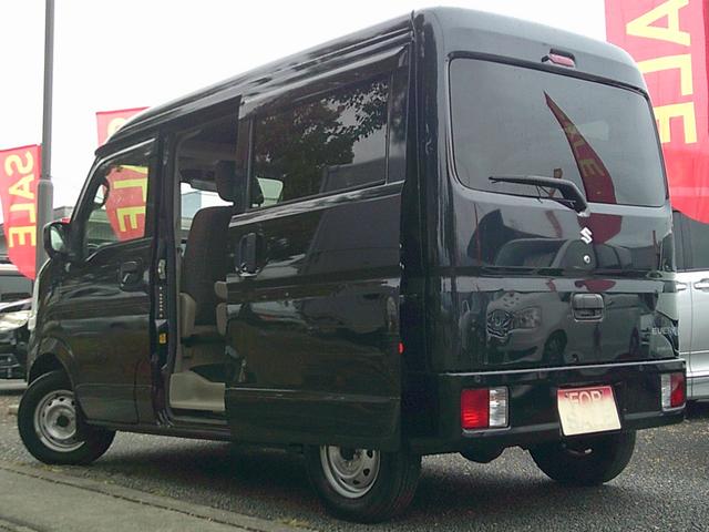 エブリイ ジョイン　パートタイム４ＷＤ　走行１５．６２４ｋｍ　デュアルカメラブレーキ　リヤパーキングセンサー　車線逸脱警報　大型オーバーヘッドコンソール　パナソニックナビＴＶ　Ｂｌｕｅｔｏｏｔｈ　ＤＶＤ再生　キーレス（8枚目）