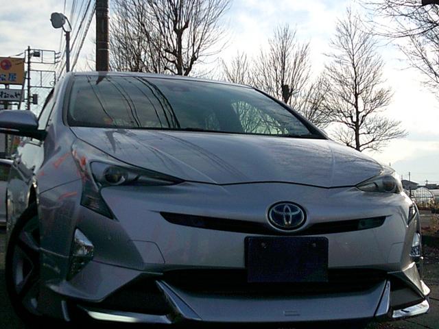 プリウス Sセーフティプラス トヨタセーフティ 駐車アシスト 純正ツーリング17インチアルミ エアロパーツ 純正SDナビTV Bモニター Bluetooth DVD再生 LEDヘッドライト フォグランプ ETC クリアランスソナー(3枚目)
