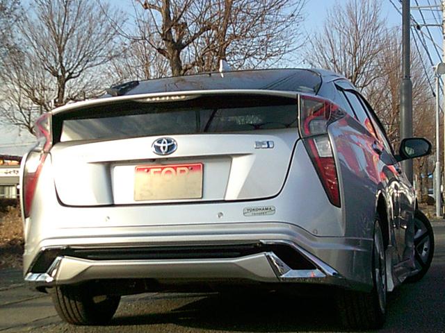 プリウス Sセーフティプラス トヨタセーフティ 駐車アシスト 純正ツーリング17インチアルミ エアロパーツ 純正SDナビTV Bモニター Bluetooth DVD再生 LEDヘッドライト フォグランプ ETC クリアランスソナー(11枚目)