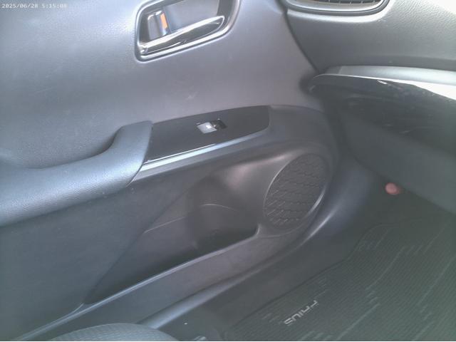 プリウス Sセーフティプラス トヨタセーフティ 駐車アシスト 純正ツーリング17インチアルミ エアロパーツ 純正SDナビTV Bモニター Bluetooth DVD再生 LEDヘッドライト フォグランプ ETC クリアランスソナー(35枚目)