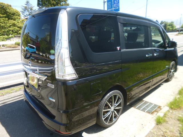 日産 セレナ