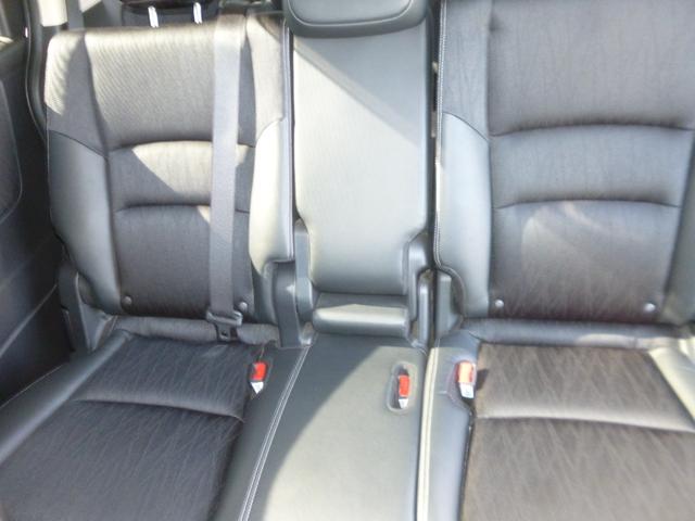 オデッセイ アブソルート・ＥＸ　衝突軽減装置付／両側電動スライド／４ＷＤ／クルコン／スマートキー／ナビＴＶ／全周囲カメラ／ＥＴＣ／天井モニター／ドラレコ（16枚目）