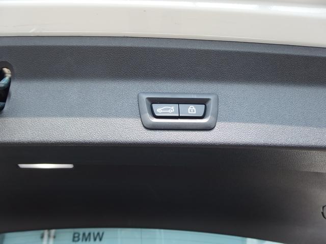 Ｘ３ Ｍ コンペティション　パノラマガラスサンルーフ　ハーマンカードンスピーカー　２１ＡＷ　ドライビングアシスト　パーキングアシスト　アダプディブＬＥＤヘッドライト　地デジチューナー　コネクティットＤ　ヘッドアップディスプレイ（11枚目）