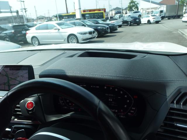 Ｘ３ Ｍ コンペティション　パノラマガラスサンルーフ　ハーマンカードンスピーカー　２１ＡＷ　ドライビングアシスト　パーキングアシスト　アダプディブＬＥＤヘッドライト　地デジチューナー　コネクティットＤ　ヘッドアップディスプレイ（28枚目）