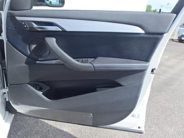 Ｘ１ ｓＤｒｉｖｅ　１８ｉ　Ｍスポーツ　コンフォートパッケージ　ライトパッケージ　１８ＡＷ　ドライビングアシスト　パーキングアシスト　レインセンサー　オートライト　Ｂｌｕｅｔｏｏｔｈ　ＵＳＢオーディオインターフェイス　ストレージパッケージ（11枚目）