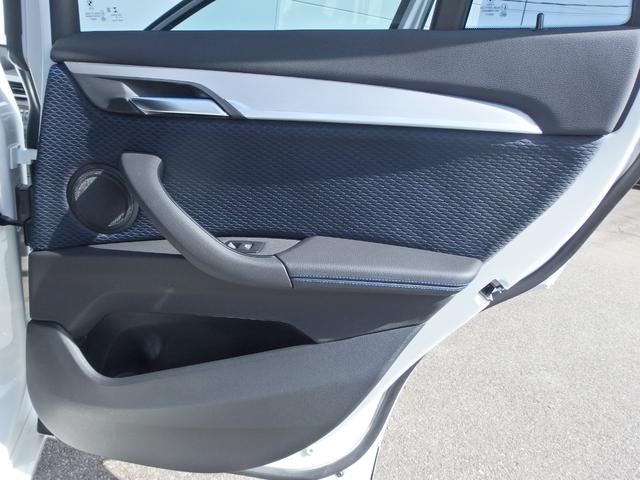 Ｘ１ ｓＤｒｉｖｅ　１８ｉ　Ｍスポーツ　コンフォートパッケージ　ライトパッケージ　１８ＡＷ　ドライビングアシスト　パーキングアシスト　レインセンサー　オートライト　Ｂｌｕｅｔｏｏｔｈ　ＵＳＢオーディオインターフェイス　ストレージパッケージ（12枚目）