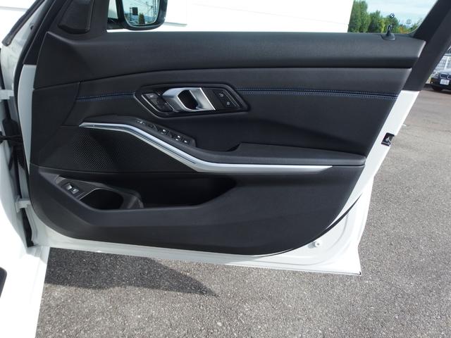 3シリーズ 320i Mスポーツ 旧レンタカー車両 ドライビングアシストプロフェッショナル アダプティブLEDヘッドライト ワイヤレスチャージング Bluetooth USBオーディオ HiFiスピーカー ハイビームアシスタント(11枚目)
