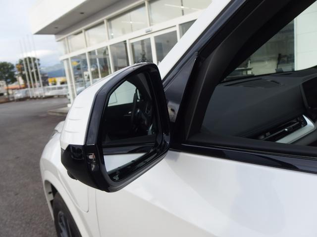 iX1 eDrive 20 Mスポーツ ヘッドアップディスプレイ 18AW ドライビングアシスト パーキングアシスト アダプディブLEDヘッドライト サンプロテクションガラス オートマチックテールゲート Bluetooth(40枚目)