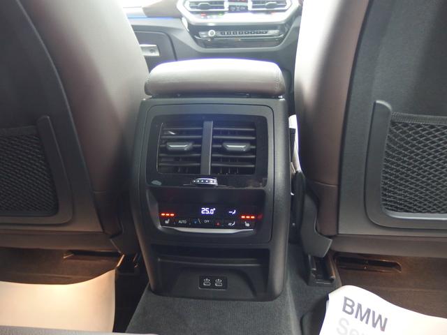 X3 xDrive 20d Mスポーツ セレクトパッケージ 19AW パーキングアシストプラス ドライビングアシスト ヘッドアップディスプレイ リバースアシスト アダプティブLEDヘッドライト LEDテールライト オートマチックテールゲート(33枚目)