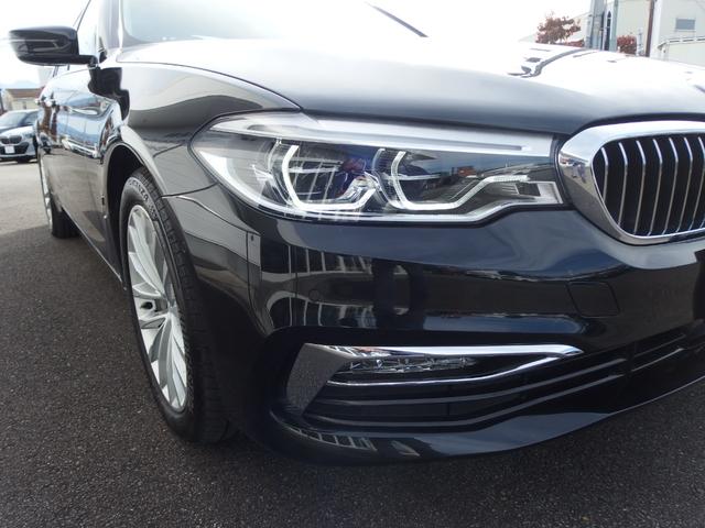 アダプディブＬＥＤヘッドライトになります。