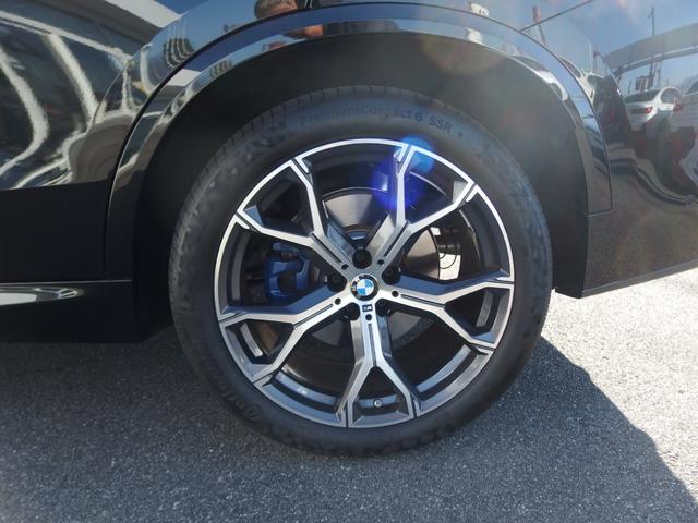 Ｘ５ ｘＤｒｉｖｅ　４０ｄ　Ｍスポーツ　インテグレイテッドアクティブステアリング　アイコニックグロ　２１ＡＷ　ドライビングアシスト　パーキングアシスト　ソフトクローズドア　アダプディブＬＥＤヘッドライト　ハイビームアシスタント（12枚目）