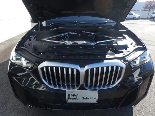 Ｘ５ ｘＤｒｉｖｅ　４０ｄ　Ｍスポーツ　インテグレイテッドアクティブステアリング　アイコニックグロ　２１ＡＷ　ドライビングアシスト　パーキングアシスト　ソフトクローズドア　アダプディブＬＥＤヘッドライト　ハイビームアシスタント（46枚目）