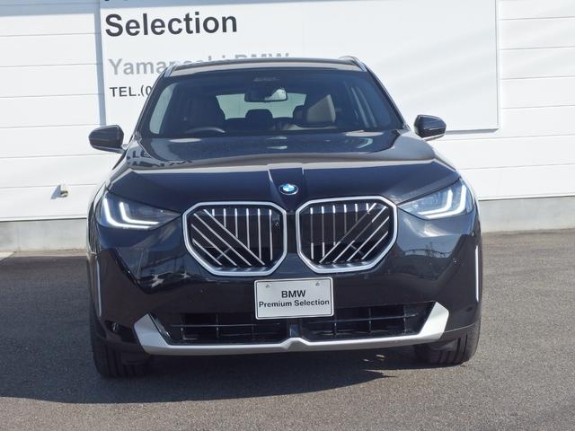 Ｘ３ ２０　ｘＤｒｉｖｅ　Ｘライン　パノラマガラスサンルーフ　ハーマンカードンサウンドシステム　２０ＡＷ　アイコニックグロ－　アダプディブヘッドライト　ハイビームアシスタント　ドライビング．パーキングアシスト　サンプロテクションガラス（2枚目）