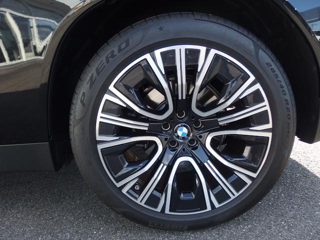 Ｘ３ ２０　ｘＤｒｉｖｅ　Ｘライン　パノラマガラスサンルーフ　ハーマンカードンサウンドシステム　２０ＡＷ　アイコニックグロ－　アダプディブヘッドライト　ハイビームアシスタント　ドライビング．パーキングアシスト　サンプロテクションガラス（11枚目）