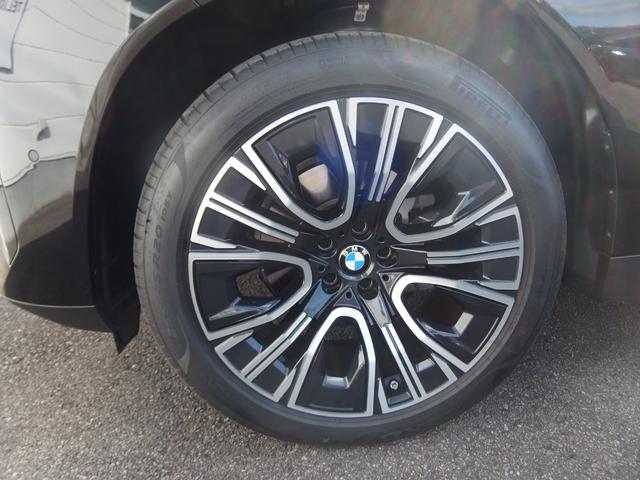 Ｘ３ ２０　ｘＤｒｉｖｅ　Ｘライン　パノラマガラスサンルーフ　ハーマンカードンサウンドシステム　２０ＡＷ　アイコニックグロ－　アダプディブヘッドライト　ハイビームアシスタント　ドライビング．パーキングアシスト　サンプロテクションガラス（12枚目）