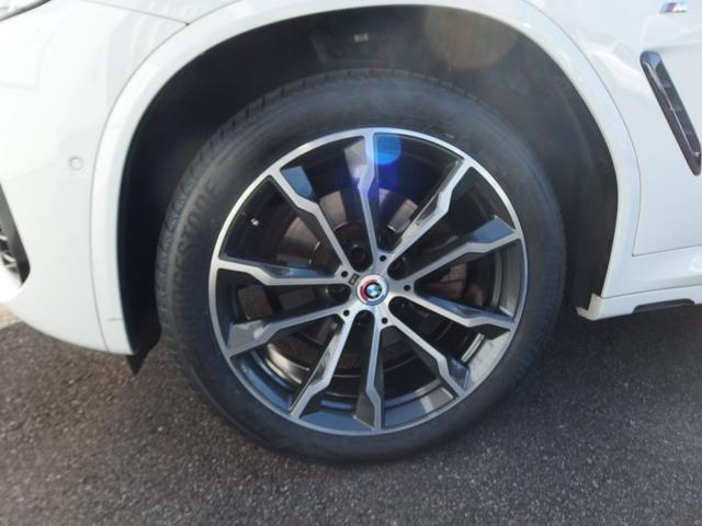 Ｘ３ ｘＤｒｉｖｅ　２０ｄ　Ｍスポーツ　電動パノラマガラスサンルーフ　ステアリングホイールヒーティング　リアシートヒーティング　リヤサイドウローラーブラインド　アダプディブＬＥＤヘッドライト　オートマチックテールゲート　ドライビングアシスト（9枚目）