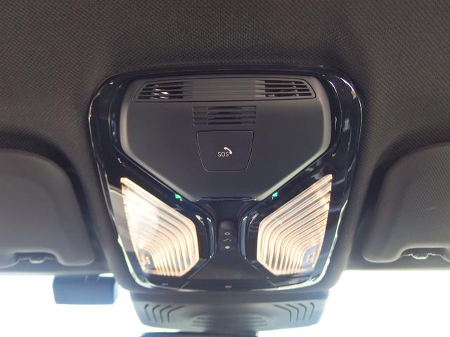 Ｘ３ ｘＤｒｉｖｅ　２０ｄ　Ｍスポーツ　電動パノラマガラスサンルーフ　ステアリングホイールヒーティング　リアシートヒーティング　リヤサイドウローラーブラインド　アダプディブＬＥＤヘッドライト　オートマチックテールゲート　ドライビングアシスト（33枚目）